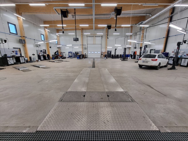 Fixus Center Raisio — Kilpailuta autohuolto | AutoJerry.fi