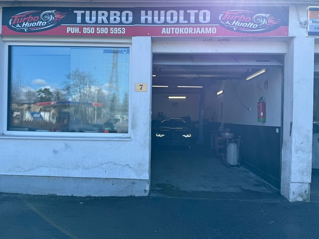 Kuva autohuoltoliikkeestä ReittiRex Helsinki